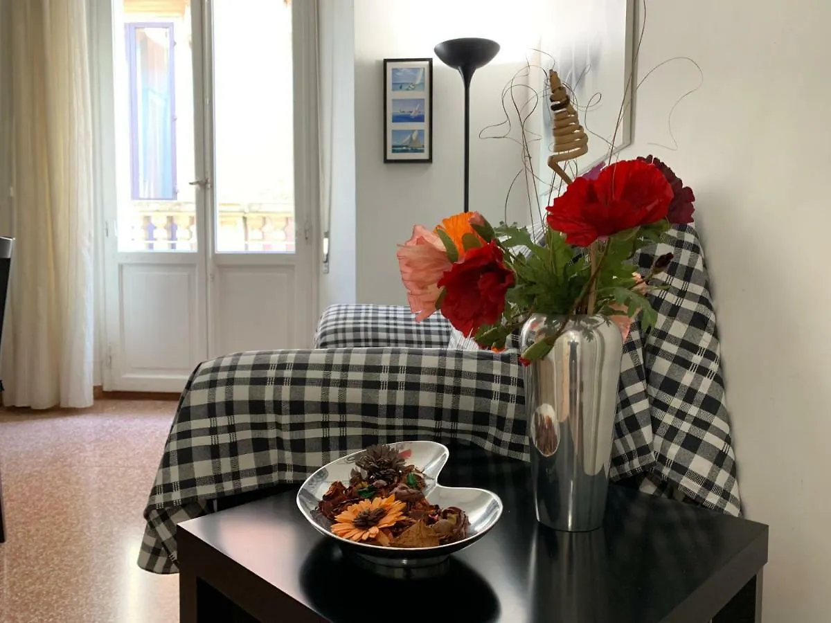 Temporary House Oberdan Apartment Bologna
